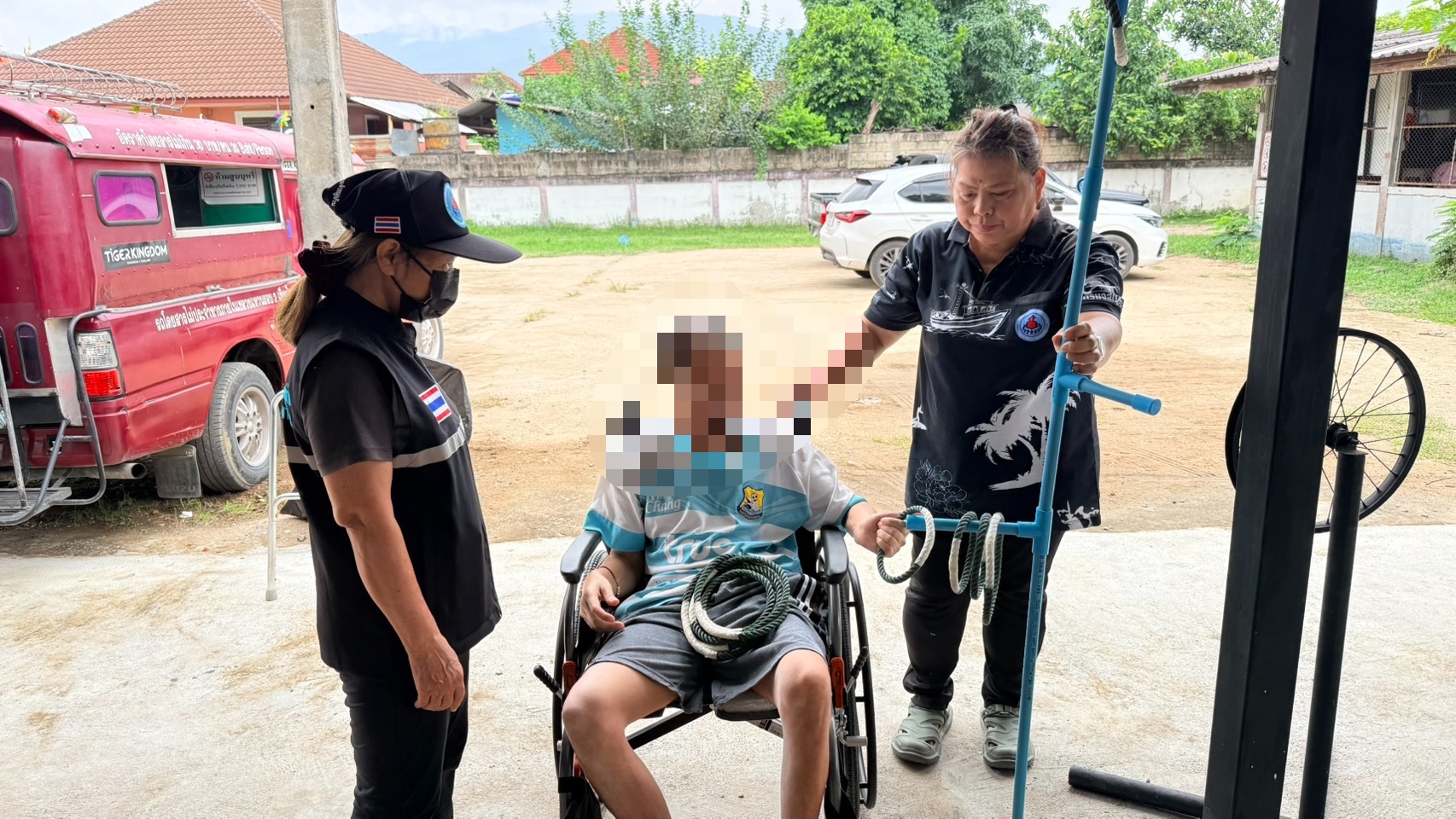 กองสาธารณสุขเเละสิ่งเเวดล้อม เทศบาลตำบลสันผีเสื้อ ร่วมกับ ผู้ช่วยเหลือผู้ดูแลผู้สูงอายุ (CG) ร่วมให้บริการศูนย์พัฒนาเเละฟื้นฟูคุณภาพชีวิตผู้สูงอายุเเละผู้พิการในชุมชนตำบลสันผีเสื้อ